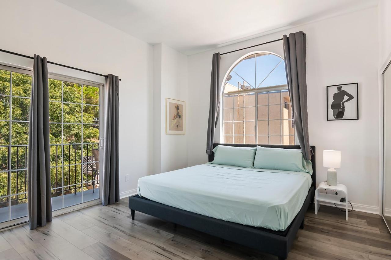 Spacious Private Gated Modern Loft Close To Universal Studio And Hollywood Los Angeles Exterior photo